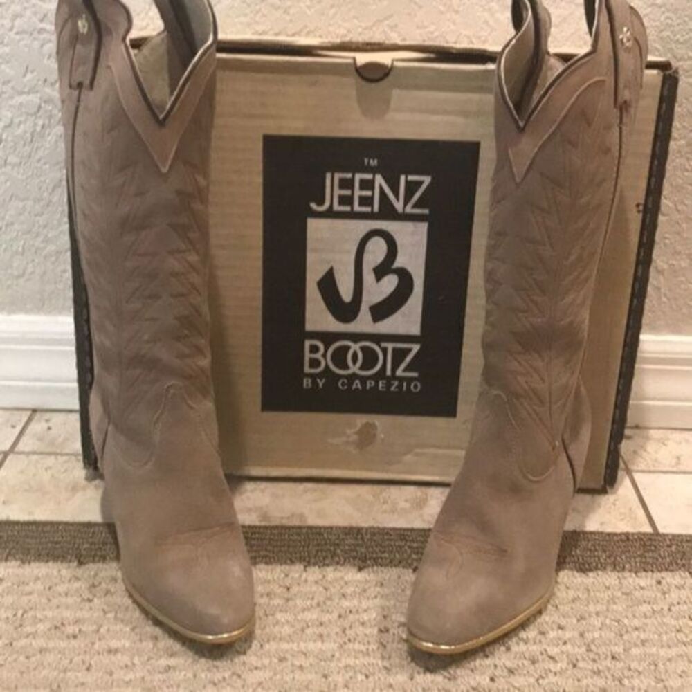 Euc Jeenz Bootz By Capezio